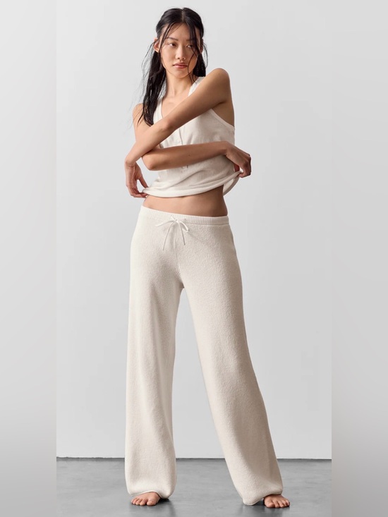 ALO Yoga Pants - Alo Supernatural Sweater Pant